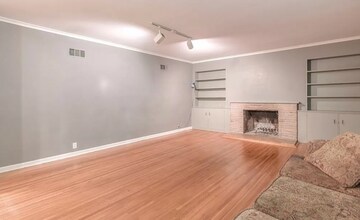 3842 S Trenton Ave in Tulsa, OK - Building Photo - Building Photo
