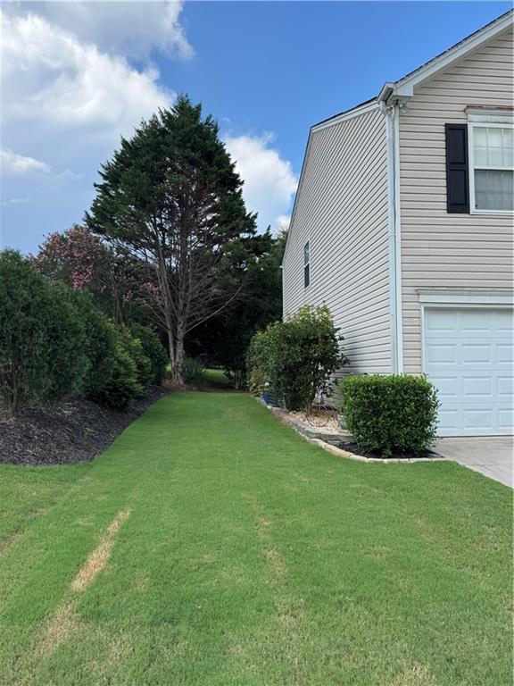8155 River Hill Commons Dr in Ball Ground, GA - Building Photo - Building Photo