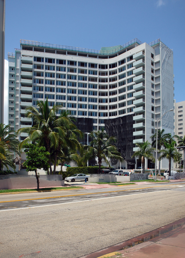 Mirador Condos South in Miami Beach, FL - Foto de edificio - Building Photo