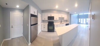 5 S 500 W, Unit 305 in Salt Lake City, UT - Building Photo