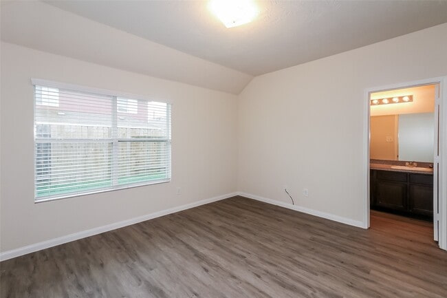 property at 5538 Plantation Forest Dr