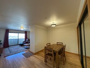 1201 Denali St in Anchorage, AK - Building Photo - Building Photo