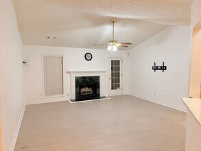 1360 Avalon Dr in Lawrenceville, GA - Building Photo - Building Photo