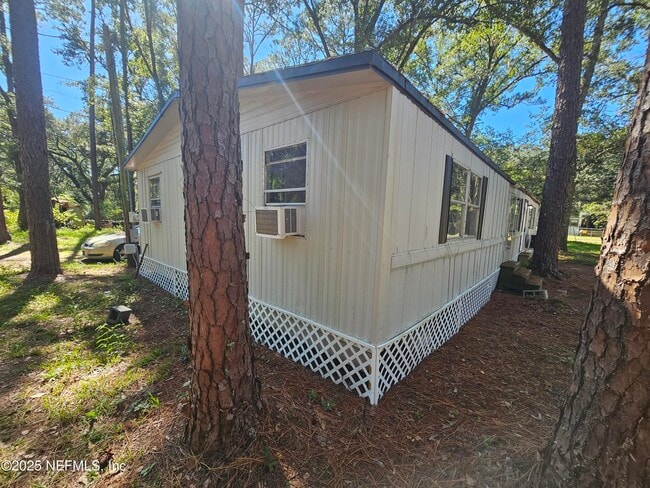7577 Sonia Dr in Jacksonville, FL - Building Photo - Building Photo