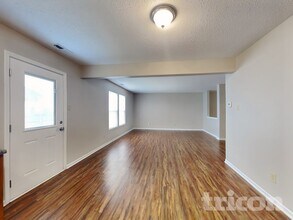 10904 Firefly Ct, Unit 311 in Indianapolis, IN - Building Photo - Building Photo