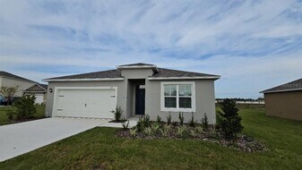 812 Auburn Grv Ct in Auburndale, FL - Building Photo