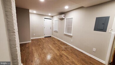 244 S Exeter St in Baltimore, MD - Building Photo - Building Photo