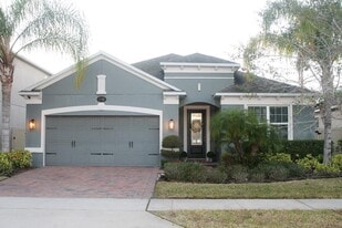1738 Farmstead Ln in Oviedo, FL - Building Photo