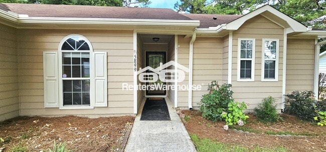 5899 Meadow Ln in Rex, GA - Building Photo - Building Photo