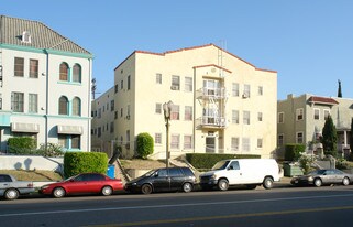 Carol Arms Apartments in Los Angeles, CA - Building Photo