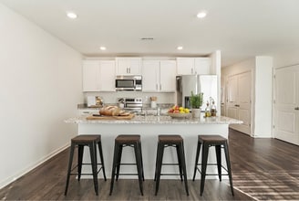 5712 Timber Leaf Lp in Bessemer, AL - Foto de edificio - Building Photo