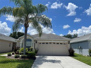 6117 Gentle Ben Cir in Wesley Chapel, FL - Building Photo - Building Photo