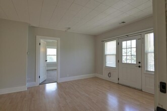 1141 S 30th Ave in Omaha, NE - Building Photo - Building Photo