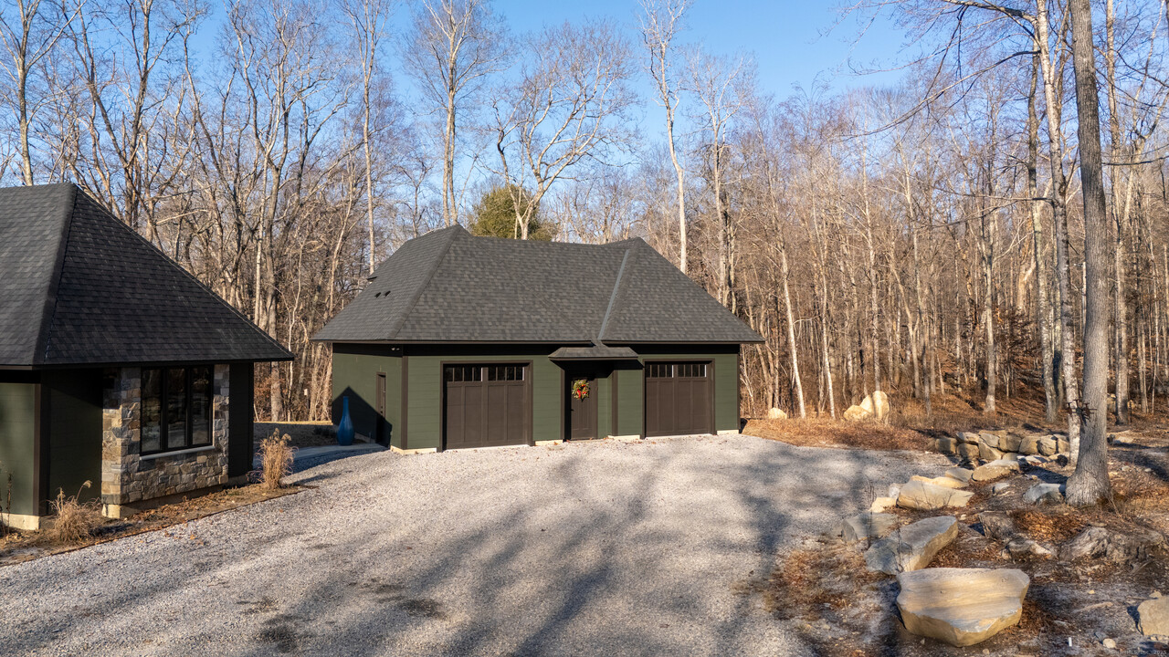 28 Salem Rd in Lyme, CT - Building Photo