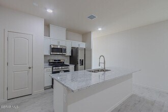 1217 Irish Summer Pl in El Paso, TX - Building Photo - Building Photo