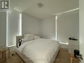 170 Chiltern Hill Rd in Toronto, ON - Building Photo - Building Photo