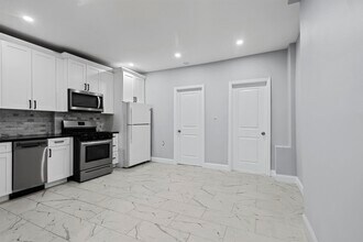 510 New York Ave in Union City, NJ - Building Photo - Building Photo