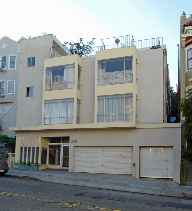 1235 Waller St in San Francisco, CA - Foto de edificio - Building Photo