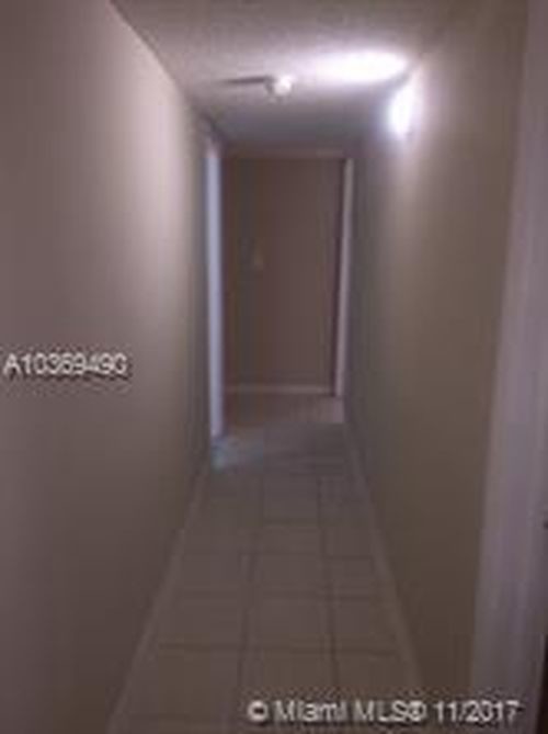 6980 NW 186th St-Unit -3427 in Hialeah, FL - Building Photo - Building Photo