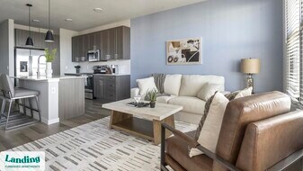 6850 Foxtail Palm Wy, Unit 3406 in Bradenton, FL - Building Photo