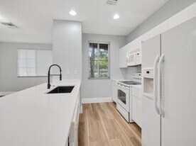 1954 SW 60th Ave in North Lauderdale, FL - Building Photo
