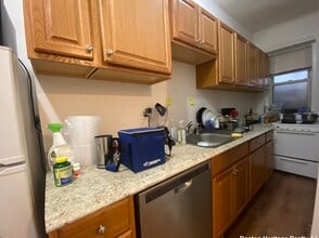 327 Huntington Ave in Boston, MA - Building Photo - Building Photo