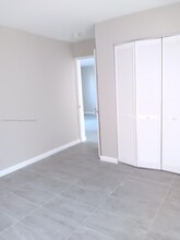 1710 NW 9th St-Unit -1 in Fort Lauderdale, FL - Building Photo - Building Photo