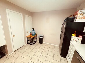 5445 40th St in Lubbock, TX - Building Photo - Building Photo