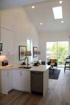 Ella PDX in Portland, OR - Building Photo