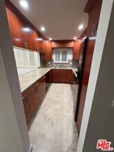 8909 Burton Way in Los Angeles, CA - Building Photo - Building Photo