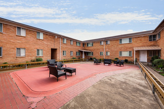 Magnolia Place in Dallas, TX - Foto de edificio - Building Photo