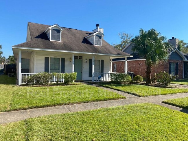 767 Hadley Dr in Baton Rouge, LA - Foto de edificio - Building Photo