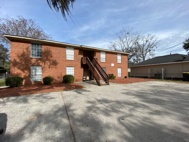 714 Centre St in Savannah, GA - Building Photo - Building Photo