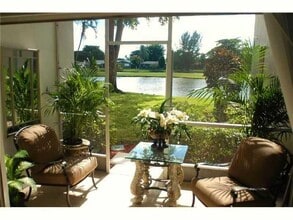 2451 SW 82nd Ave, Unit 106 in Davie, FL - Building Photo - Building Photo