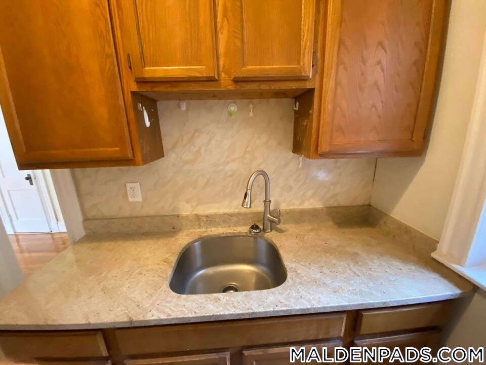 17-19 Washington St. in Malden, MA - Building Photo