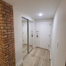 5310 N Chester Ave, Unit 106 in Chicago, IL - Foto de edificio - Building Photo