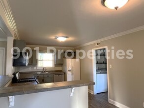 8539 Chesterfield Dr in Southaven, MS - Building Photo - Building Photo