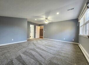 4994 Madison Ave in Trumbull, CT - Building Photo - Building Photo