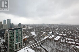 395-3395 Bloor St E in Toronto, ON - Building Photo - Building Photo