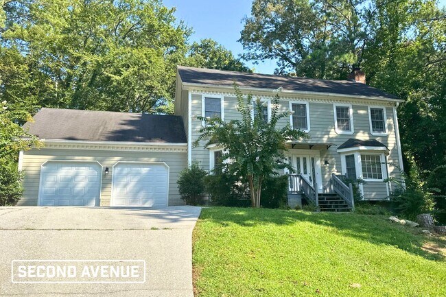 property at 2856 Creekwood Dr SW