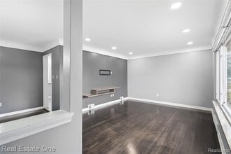 8528 Norborne Ave in Dearborn Heights, MI - Building Photo - Building Photo