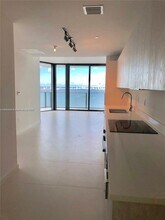 501 NE 31st St, Unit 3901 in Miami, FL - Building Photo - Building Photo