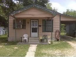 property at 604 N Chevis St