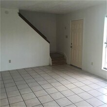 3402 Knotty Oaks Trail in Houston, TX - Building Photo - Building Photo