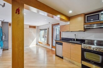2124 Hyde St in San Francisco, CA - Building Photo - Building Photo