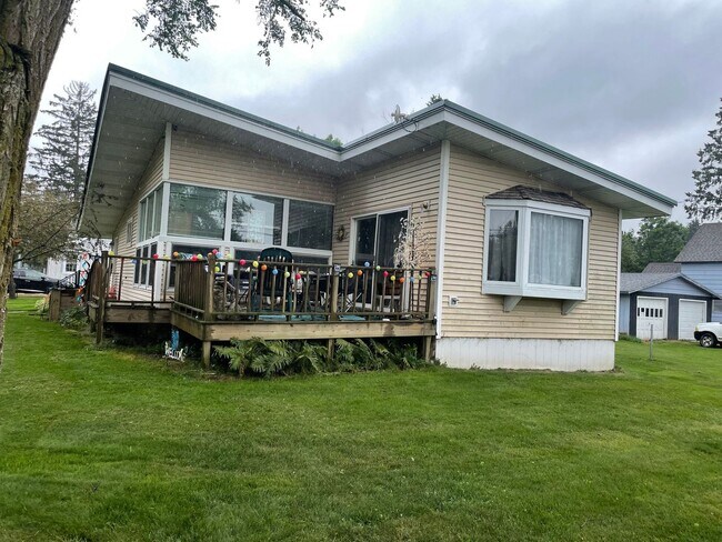 106 Fred St in Antigo, WI - Building Photo - Building Photo