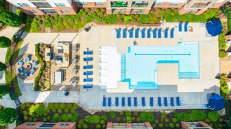 Fountains Matthews in Matthews, NC - Building Photo