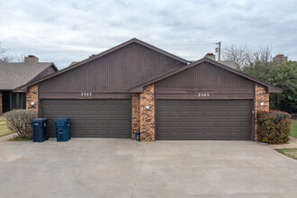 2503 W Hefner Rd in Oklahoma City, OK - Building Photo - Building Photo