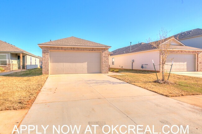 12013 SW 32nd St in Yukon, OK - Building Photo - Building Photo