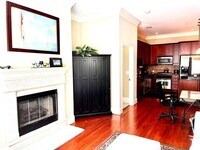 11 Perimeter E Ctr photo'